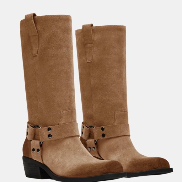 Skin Shoes - Steve Madden RUSKIN TAUPE SUEDE BOOTS size 9.5